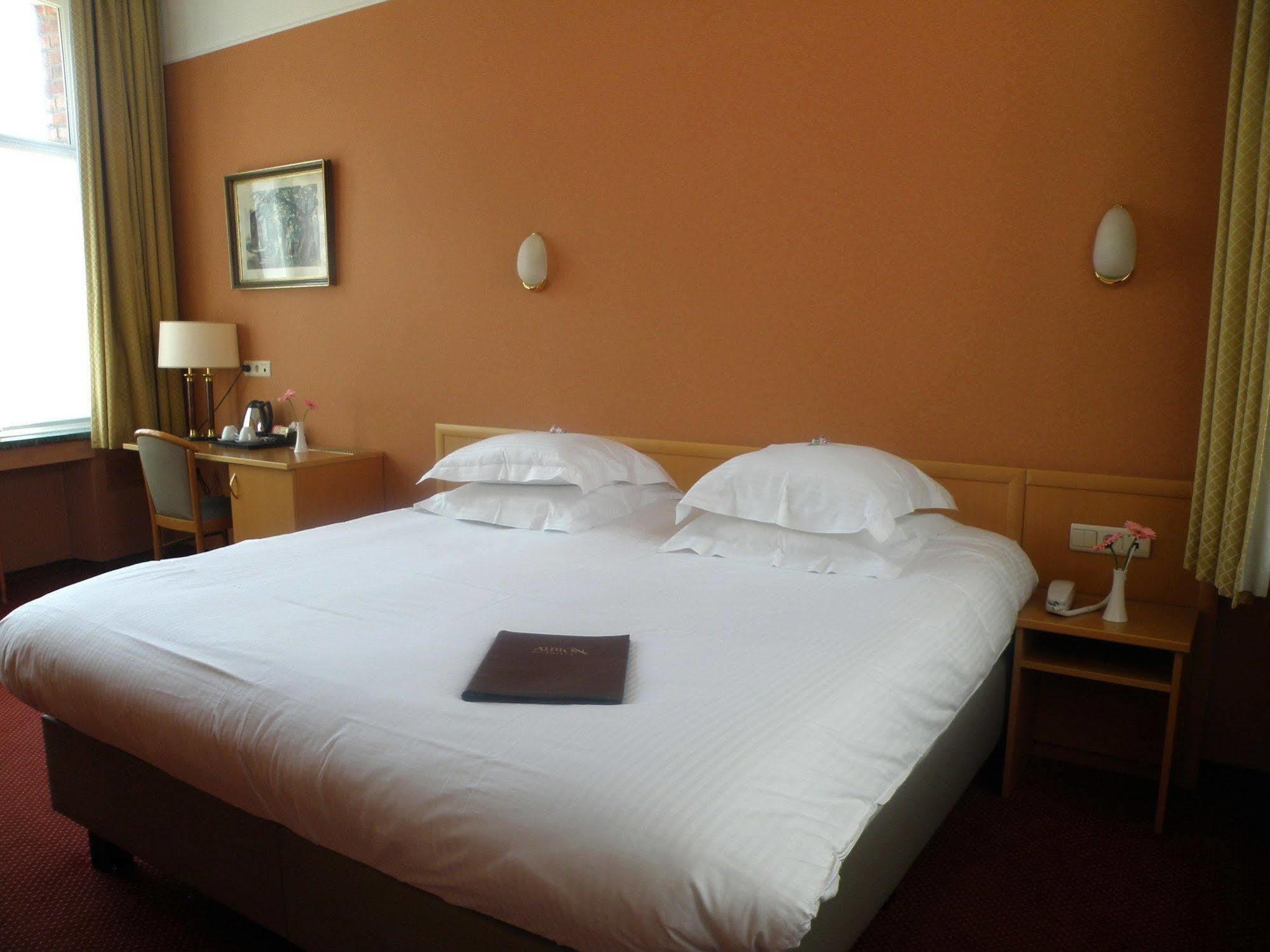 Albion Hotel Ieper Eksteriør billede