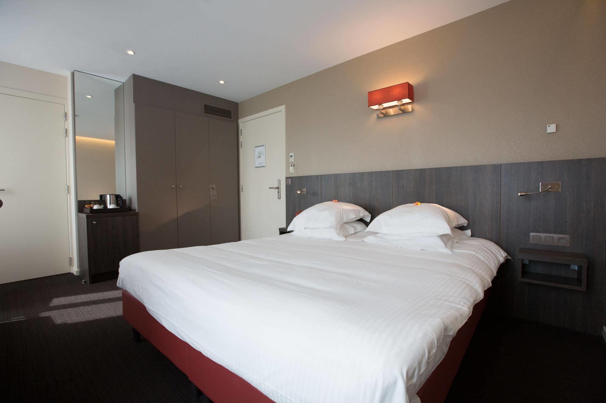 Albion Hotel Ieper Eksteriør billede